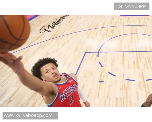 小卡状态火热近三场场均37分钟贡献317分93板47助命中率高达52 小卡状态火热近三场场均37分钟贡献317分93板47助命中率高达52