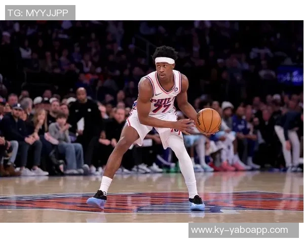 探花埃奇库姆出战33分钟表现低迷仅得10分三分球全失手状态堪忧