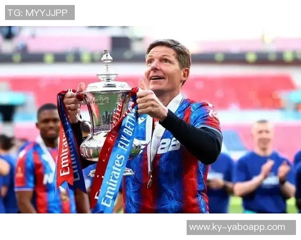 格拉斯纳或将留在英超曼联邀请他执教或成明智之选 格拉斯纳或将留在英超曼联邀请他执教或成明智之选