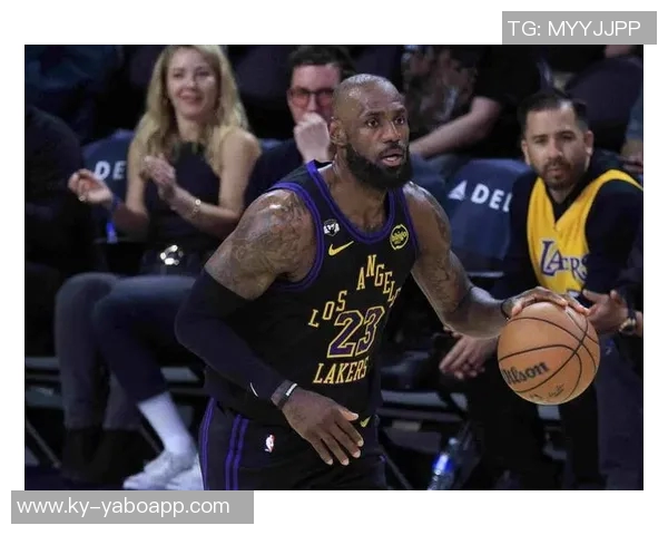 小里盛赞詹姆斯球商之高赛场理解力堪称无与伦比